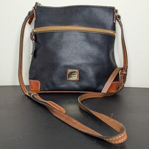 Dooney & Bourke Pebble Grain Black Leather Crossbody Purse Handbag Large